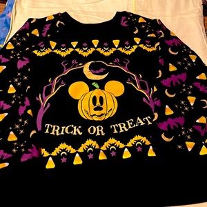 Disney Halloween sweatshirt